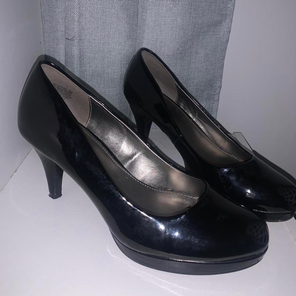 black heels